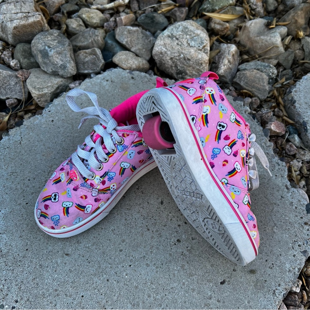 Heelys PRO 20 PRINTS LIGHT PINK/PINK/RAINBOW HES10335H Size 13Y Little Girls